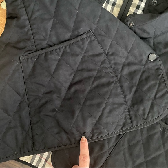 Burberry Quilted Jacket - Picture 9 of 11